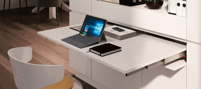 Load image into Gallery viewer, Salice Atim Lunch +39 pull-out table in a living space
